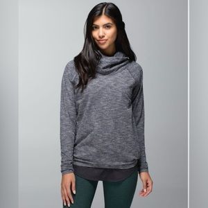 EUC Lululemon Healthy Heart Pullover, Size 6